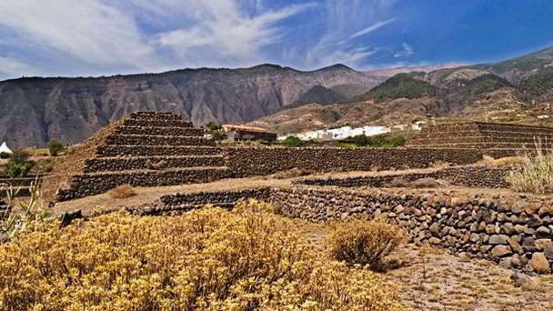 Пирамиды Гуимар на Канарских островах