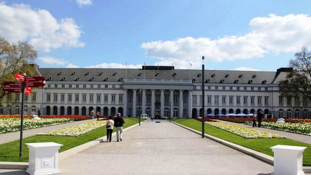 Дворец курфюрстов в Кобленце в Рейнланд-Пфальце