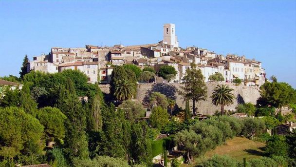 Старый город Сен-Поль-де-Ванс в Прованс-Альпы