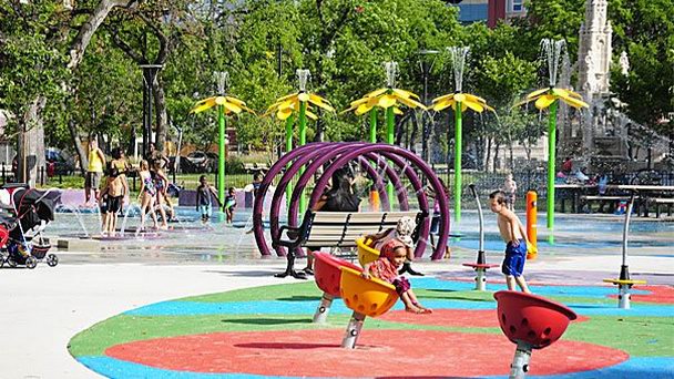 Центральный парк Spray в Альберте