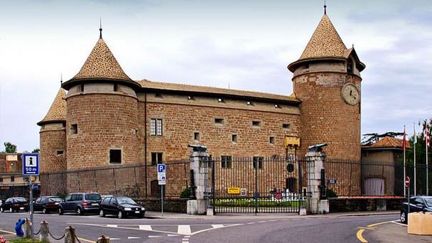 Замок Морж на Женевском Озере