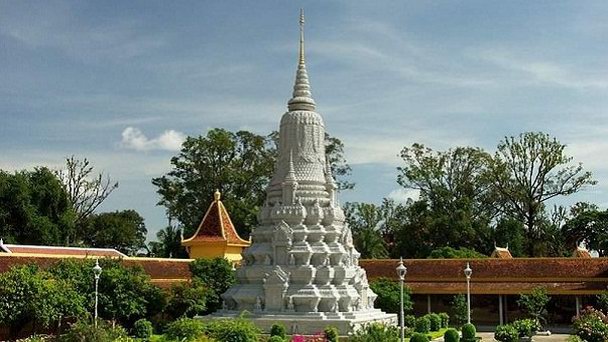 Серебряная Пагода Пре-Вихер-Кео-Моракот в Пномпене