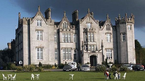 Замок Киннитти в Оффали