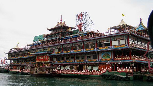 Плавучий ресторан Jumbo в Гонконге Плавучий ресторан Jumbo в Гонконге