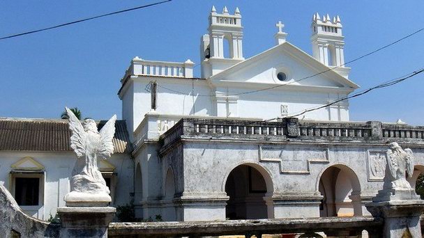 Церковь Святого Лоренца в Кандолиме в Гоа
