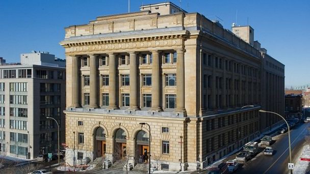Муниципальный двор Монреаля в Монреале Муниципальный двор Монреаля в Монреале