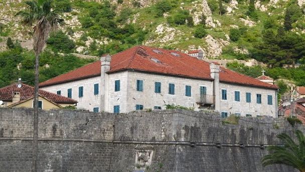 Дворец Бескуча на Герцегновска ривьере