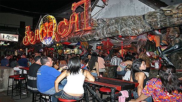 Бар Черная кошка на Пхукете