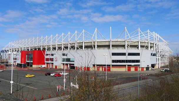 Стадион Риверсайд в Англии