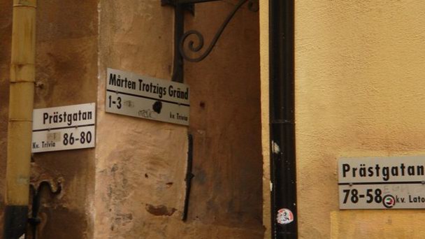 Пepeyлок Mopтeнa Tpoтцигa в Стокгольме Пepeyлок Mopтeнa Tpoтцигa в Стокгольме