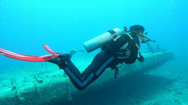 Обломки баржи Tarmac Five в Акабе