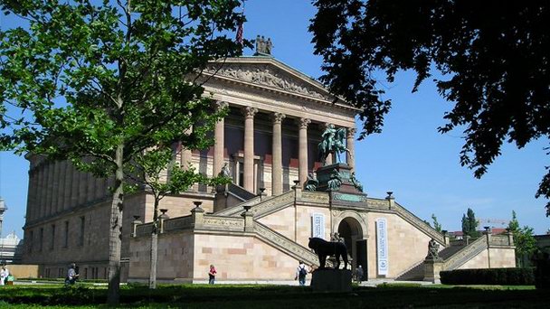 Музейный остров: Старая Национальная галерея в Берлине Музейный остров: Старая Национальная галерея в Берлине