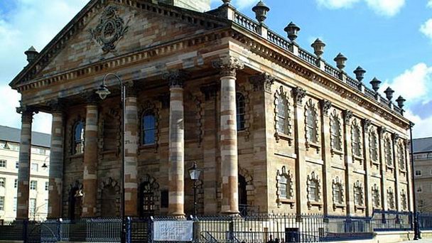 Церковь Святого Андрея на Площади в Шотландии