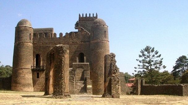 Замок императора Фасиладаса в Гондаре Замок императора Фасиладаса в Гондаре