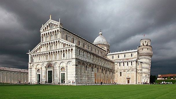 Поле чудес в Пизе в Тоскане