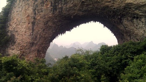 Гора Мун Хилл в Гуйлине Гора Мун Хилл в Гуйлине