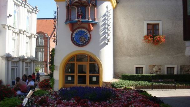 Карильон с фигурами венгерских королей в Секешфехерваре