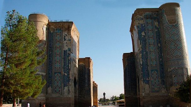 Руины Ак-Сарай Палас в Шахрисабзе