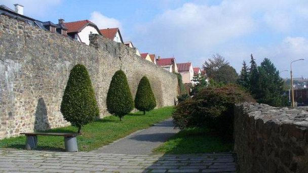 Крепостная стена в Йиглаве Крепостная стена в Йиглаве