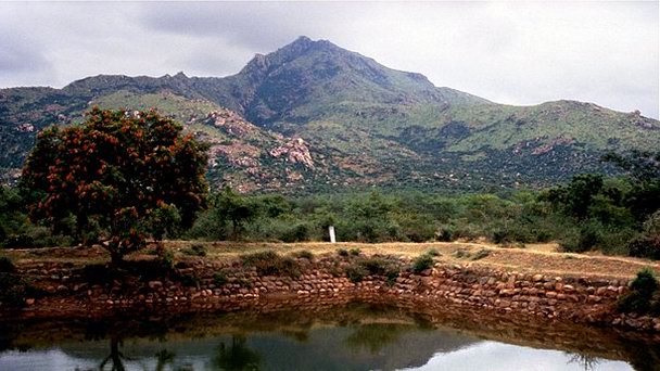 Священный холм Аруначала в Тамилнаде