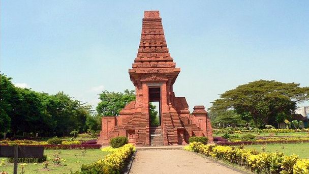 Храм Баджан Рату на Яве