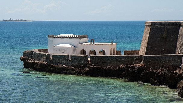 Часовня Носса-Сеньора-де-Балуарте в Мозамбике