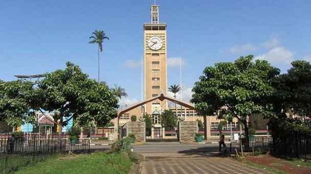 Здание Парламента первого президента Кении Джомо Кеньятты в Найроби