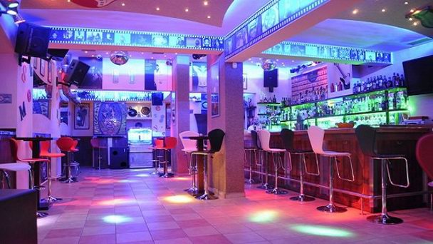 Бар Aquarius на Острове Крит