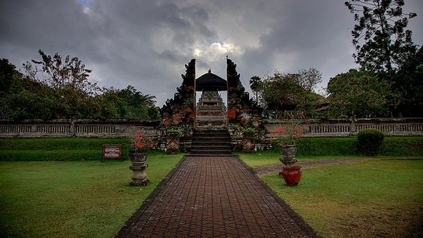 Королевский храм Taман Аюн на Бали