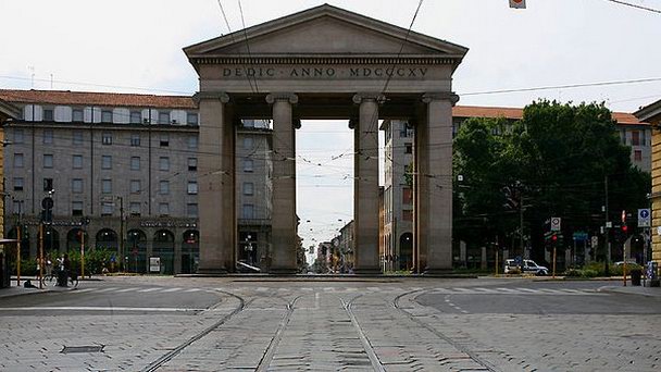 Ворота Тичинезе в Милане Ворота Тичинезе в Милане