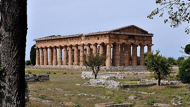 Храм Геры II в Кампании