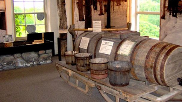 Музей кленового сиропа (Wheeler`s Maple Museum) в Онтарио Музей кленового сиропа (Wheeler`s Maple Museum) в Онтарио