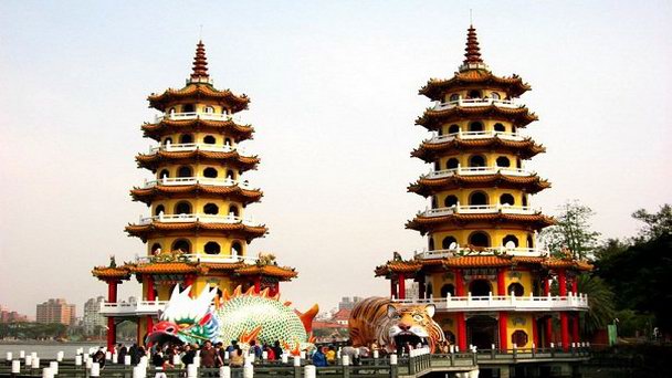 Павильоны Весны и Осени в Гаосюне