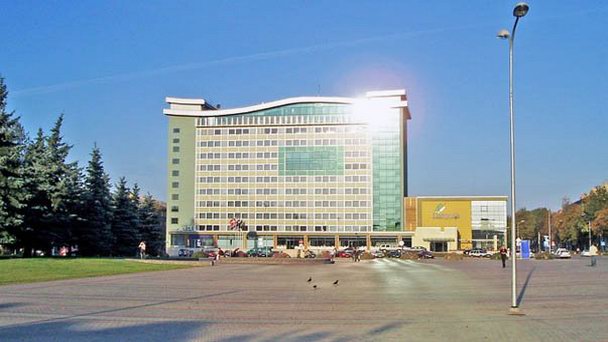 Площадь Виенибас в Даугавпилсе