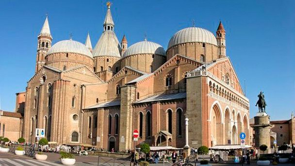 Базилика Сант-Антонио в Римини