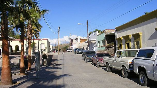 Деревня Тодос Сантос в Антигуа-Гуатемале