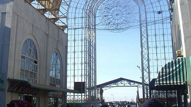 Куйлюкский базар в Ташкенте