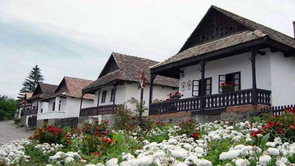 Деревня Холлоке в Будапеште