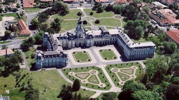 Дворцово-парковый ансамбль семьи Фештетич в Балатоне Дворцово-парковый ансамбль семьи Фештетич в Балатоне