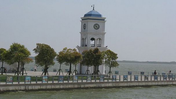 Озеро Dishui в Шанхае