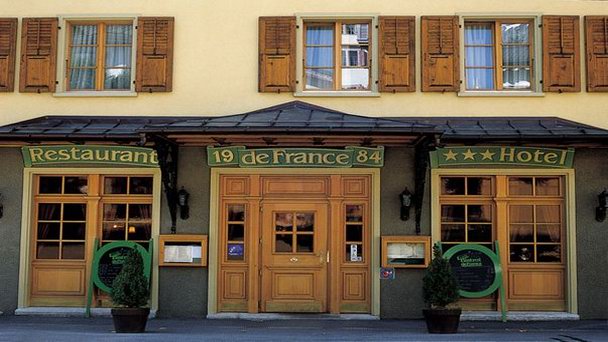 Ресторан Sacr Bon в Вале