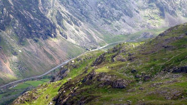 Перевал Ланберис в Англии Перевал Ланберис в Англии