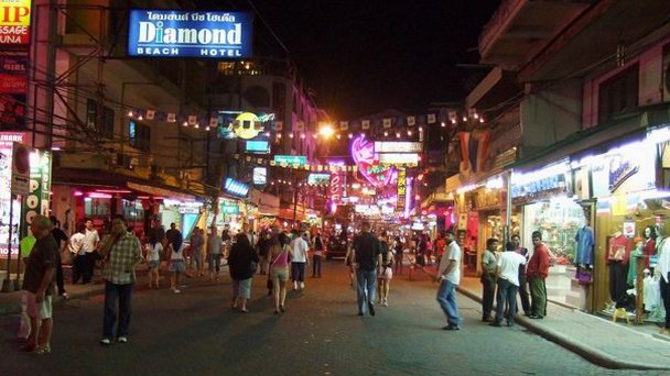 Уокинг-стрит в Паттайи Уокинг-стрит в Паттайи