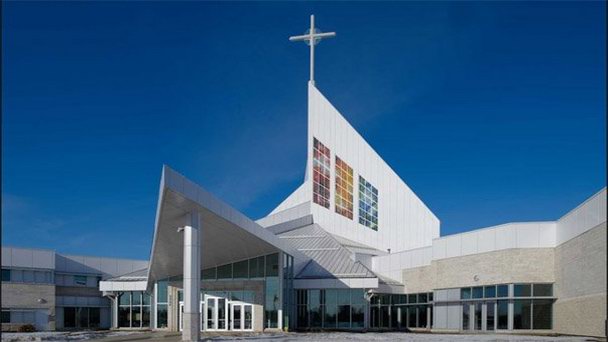 Собор святого семейства в Саскатуне в Саскачеване