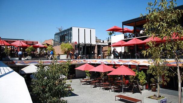 Центр Патио Беллависта в Сантьяго Центр Патио Беллависта в Сантьяго