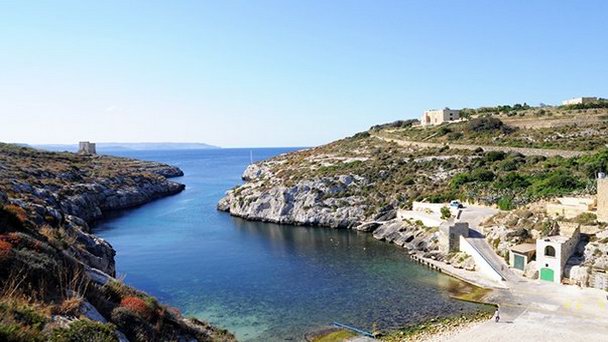 Залив Мгарр на Гозо Залив Мгарр на Гозо