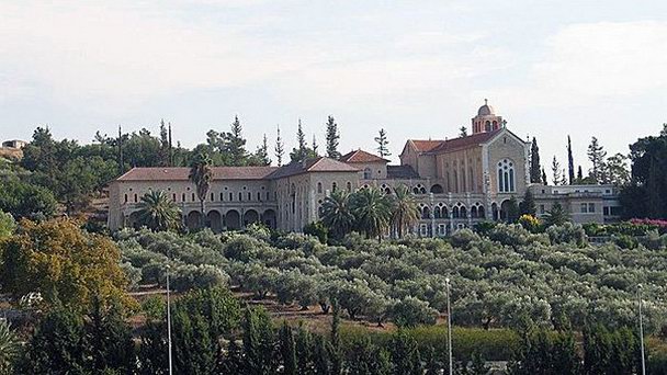 Монастырь Латрун в Тель-Авиве Монастырь Латрун в Тель-Авиве