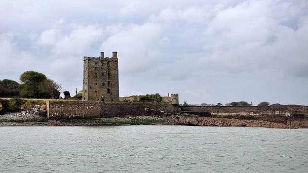 Замок Кэрригахолт в Клэре Замок Кэрригахолт в Клэре