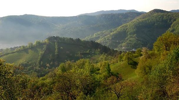 Гора Тымпа в Южных Карпатах Гора Тымпа в Южных Карпатах