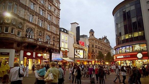 Лестер сквер в Лондоне